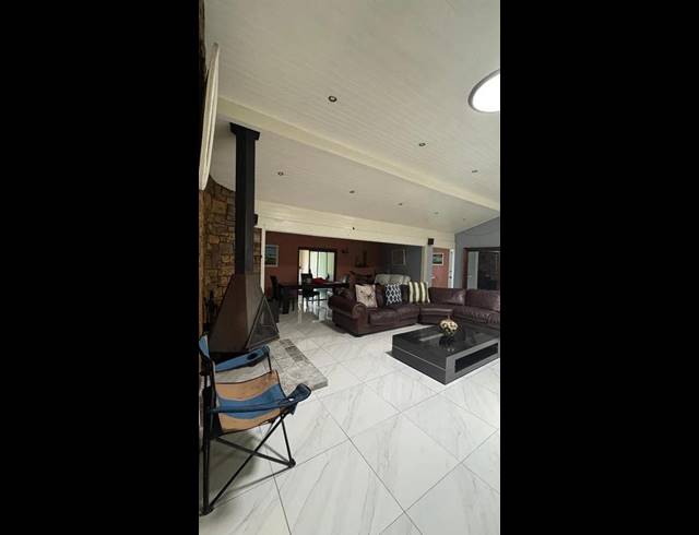 4 BEDROOM PROPERTY TO RENT IN BRAMLEY